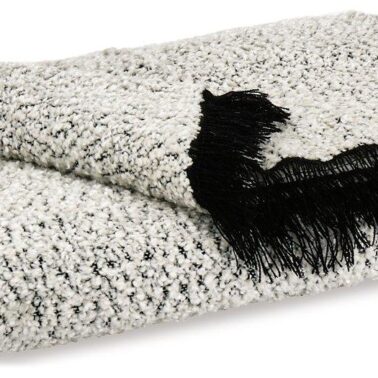 Leonita Throw