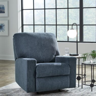 Rannis Recliner