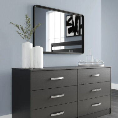 Finch Dresser