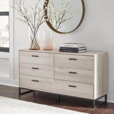 Socalle Dresser