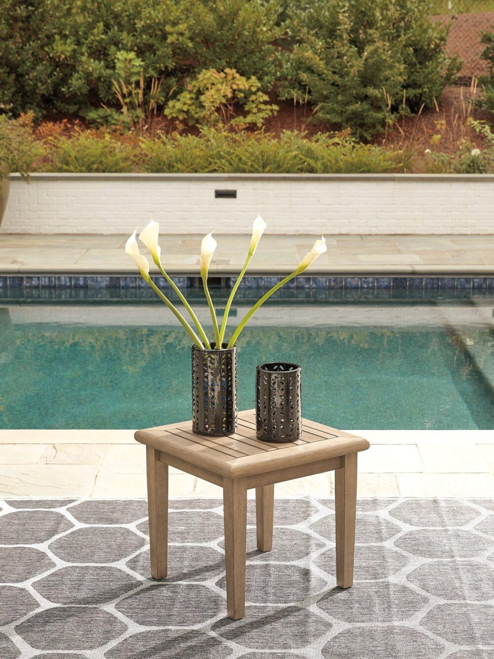 Gerianne Outdoor Occasional Table Set - Image 7