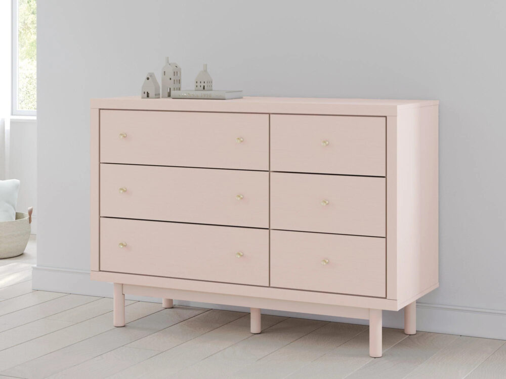 Wistenpine Dresser and Mirror - Image 11