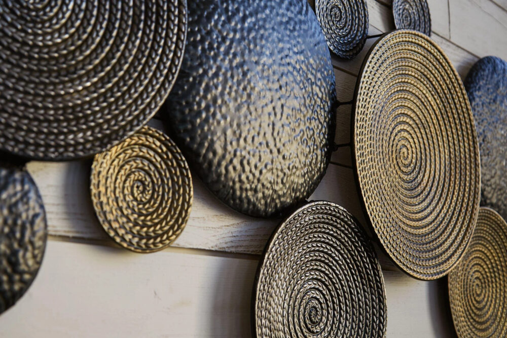 Emsley Wall Decor - Image 3
